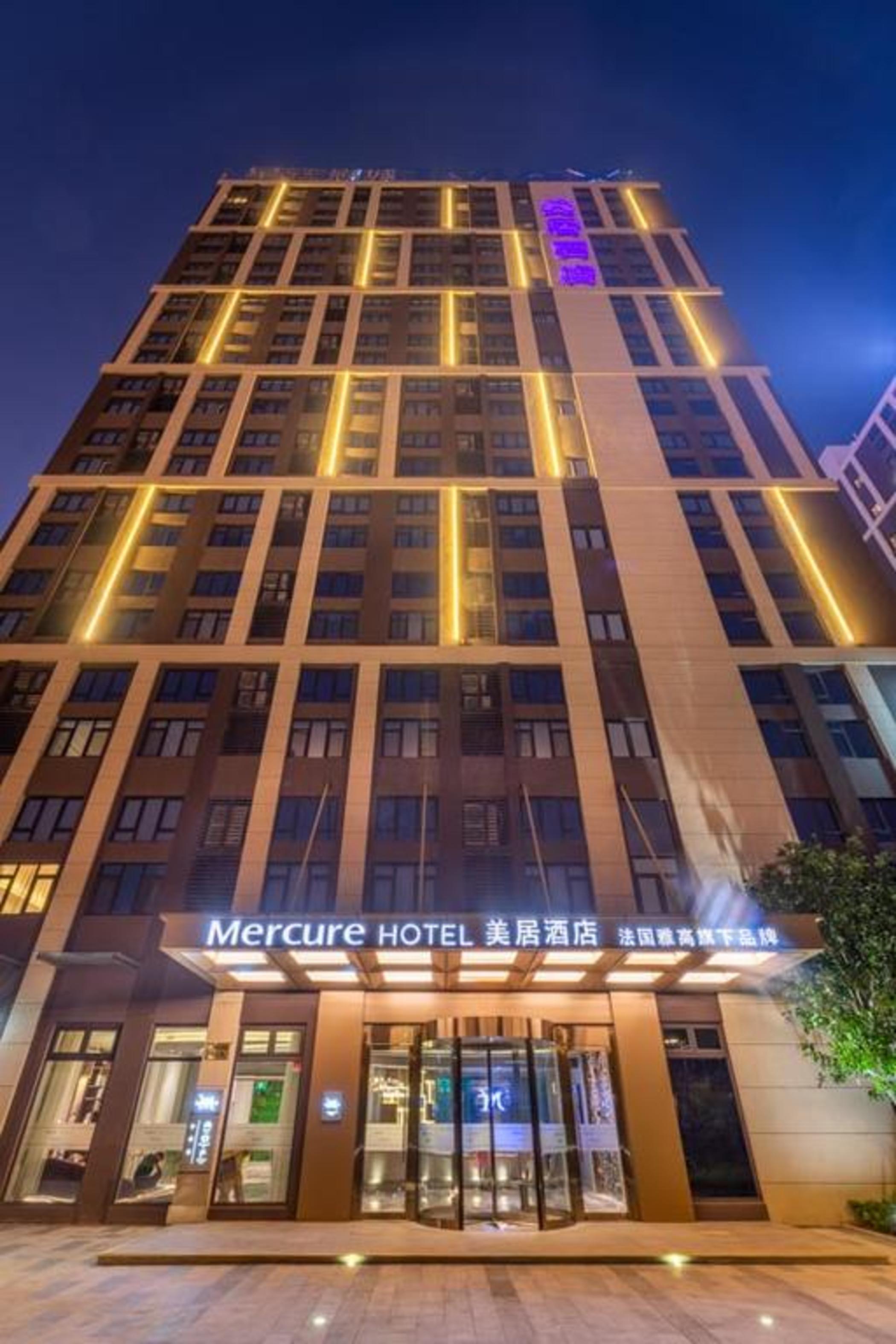 Mercure Shanghai Jiuting Buitenkant foto