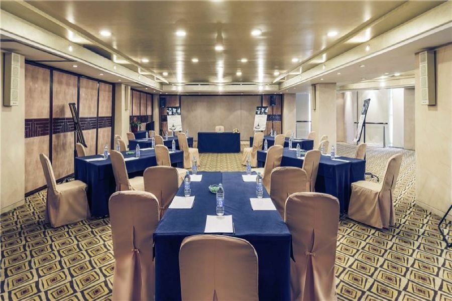 Mercure Shanghai Jiuting Buitenkant foto